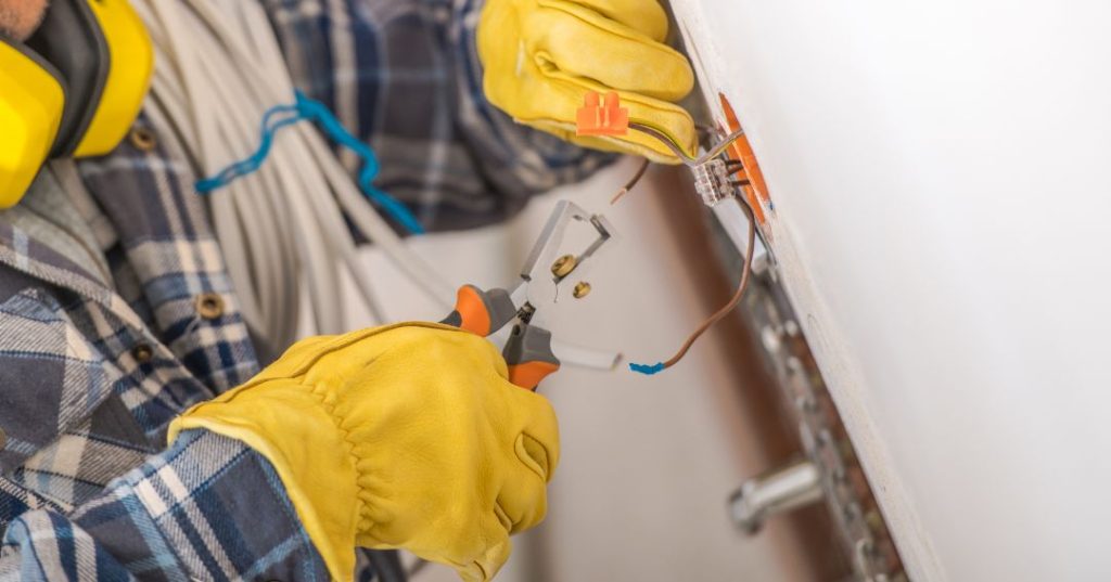 Consertos e manutenções elétricas em Gravataí